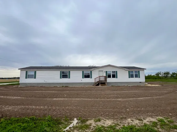 600 W Jefferson St, Osborne, KS 67473