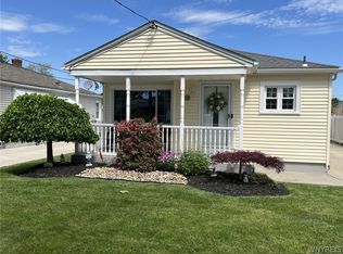 411 78th St, Niagara Falls, NY 14304