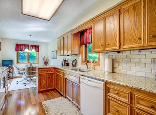 2690 Lake Court Dr, Mounds View, MN 55112