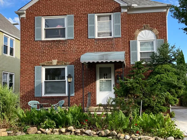 17003 Hilliard Rd, Lakewood, OH 44107