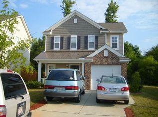 304 Palmdale Ct, Holly Springs, NC 27540