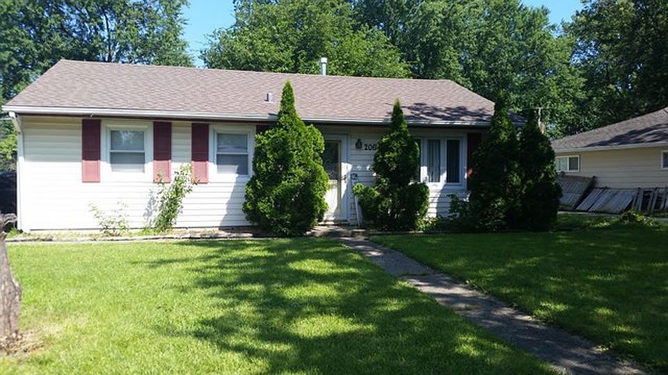 1st image of 206 Saint Jude Ave
