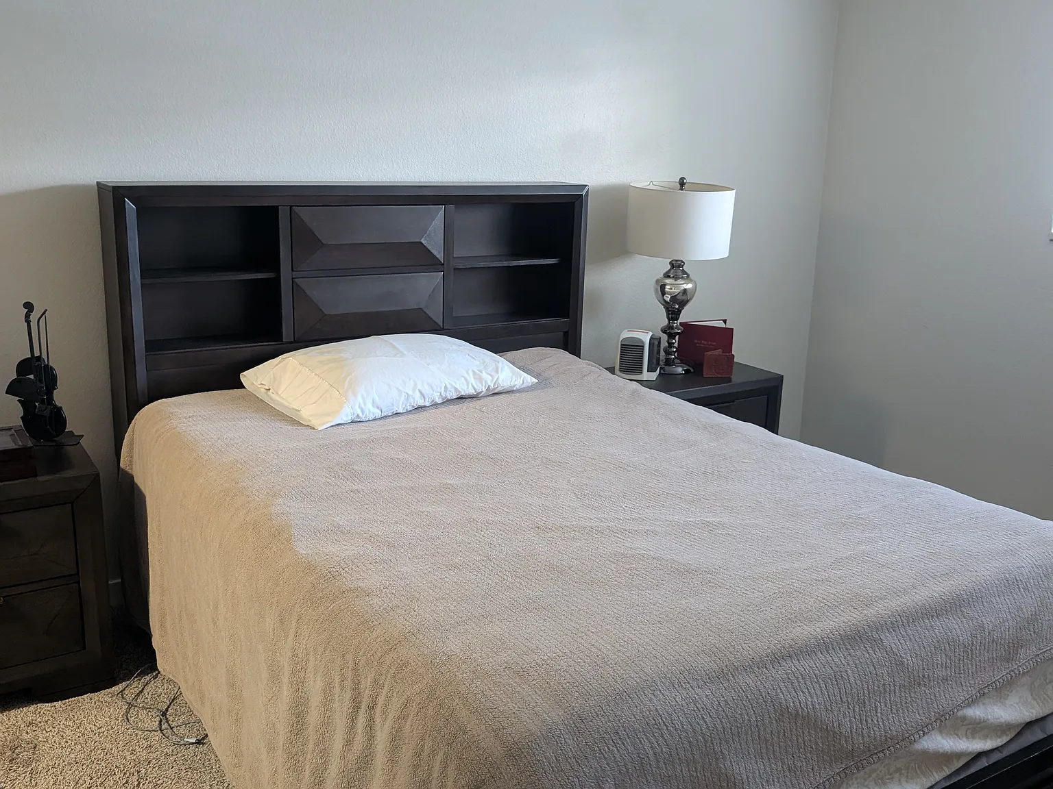 2 bed, 850 sqft, $2,000 — Photo 2