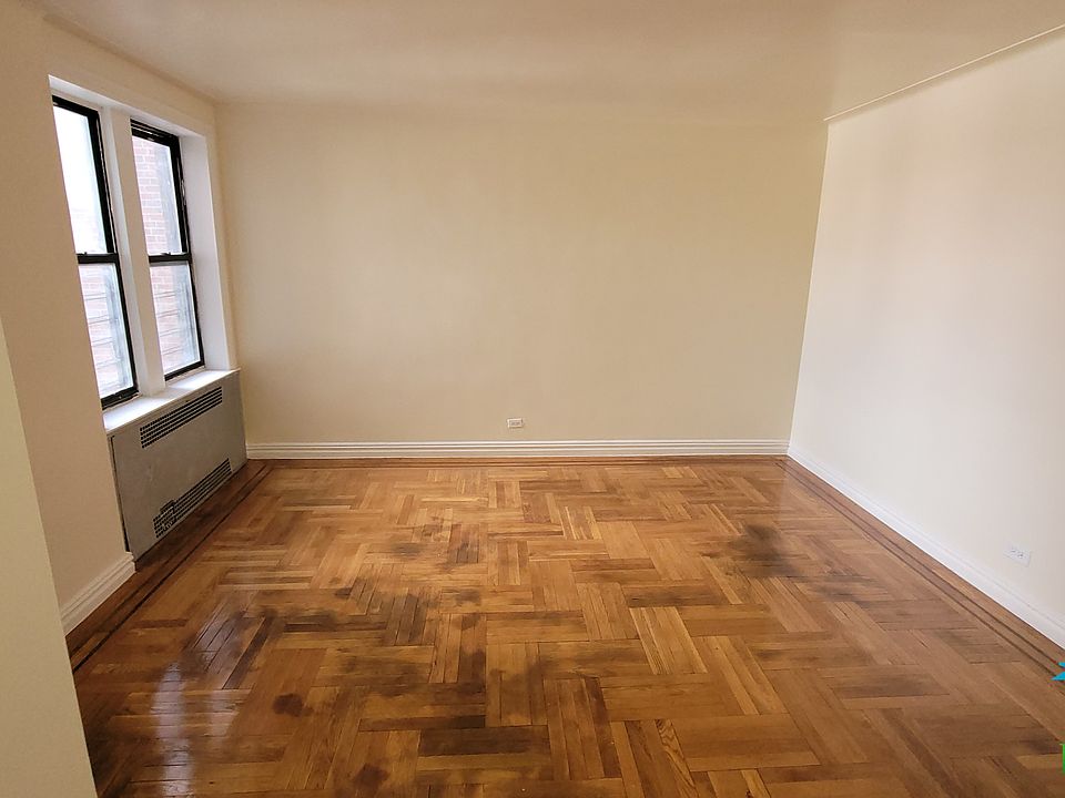 1st image of 2285 Bathgate Ave #F3