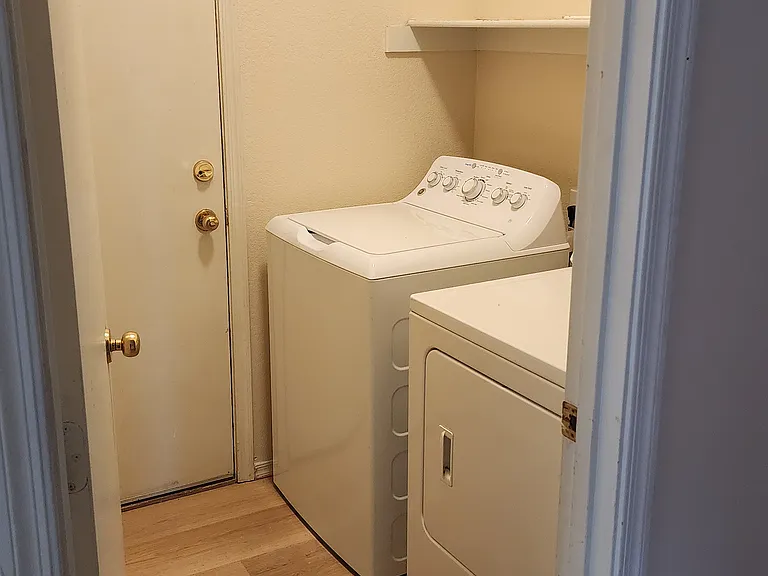 591 W Vekol Ct — Photo 7