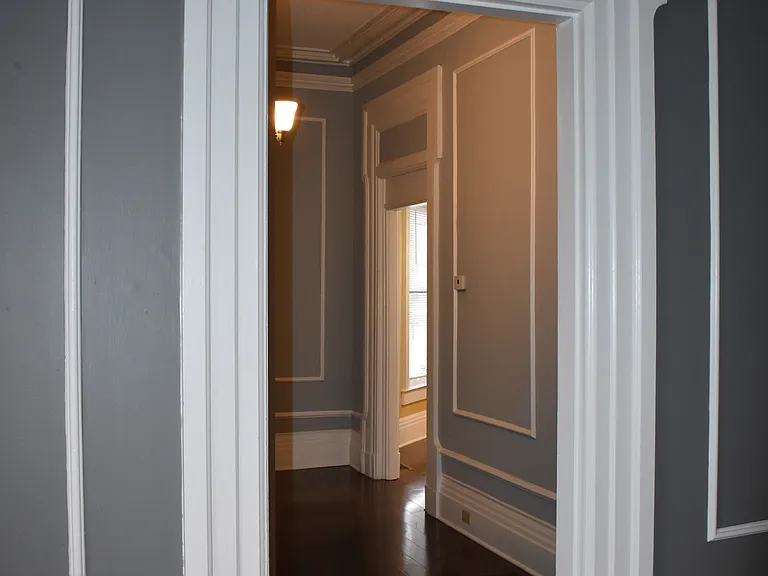 Apartment Passage
