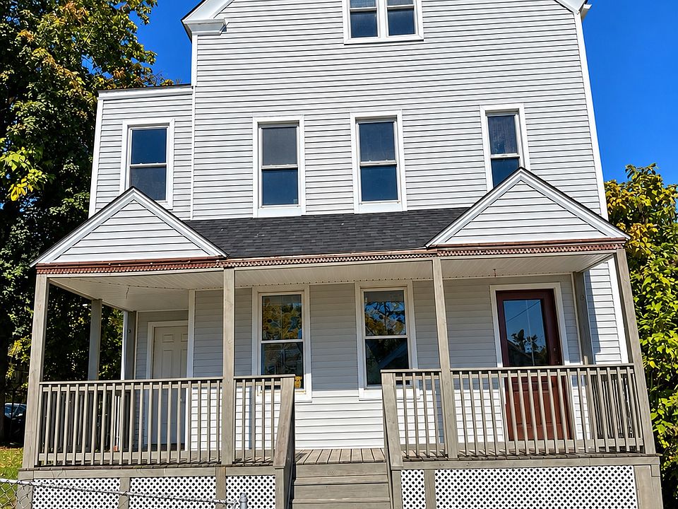 1st image of 430 Washington Ave #3