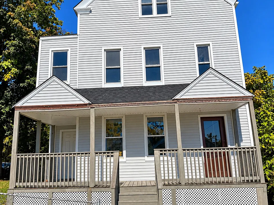 430 Washington Ave #3