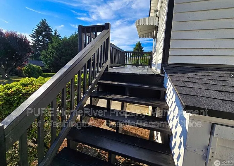 4 bed, 2.0 bath, 1645 sqft, $3,250 — Photo 2