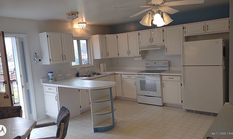 Kitchen BEFORE