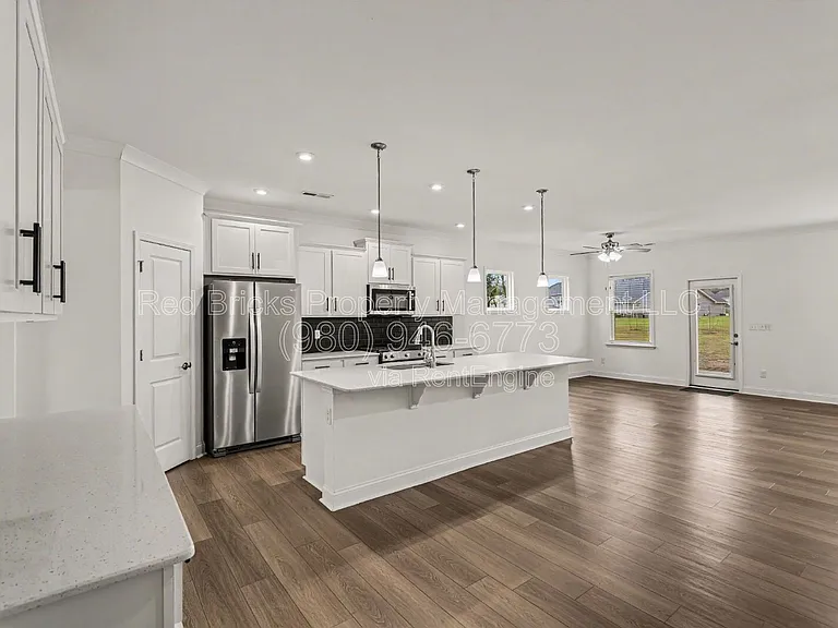 15020 Sycamore Crossing Ct — Photo 16
