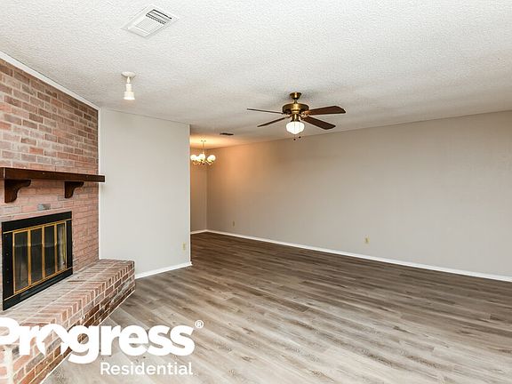4th image of 504 Cole Ave