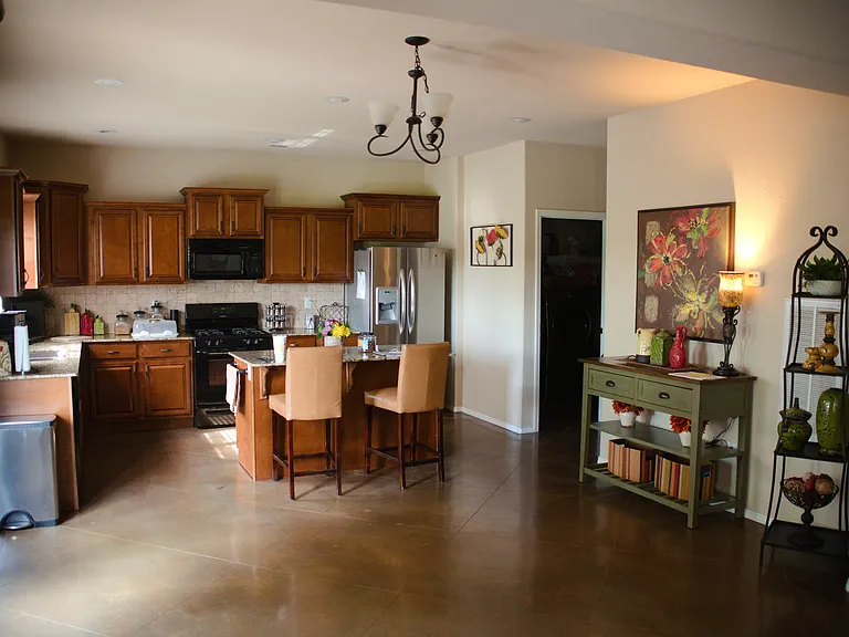 3712 Glenwood Springs St — Photo 8