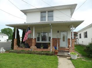 306 17th St, Dunbar, WV 25064