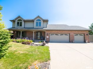 280 E Idlewood St, Morton, IL