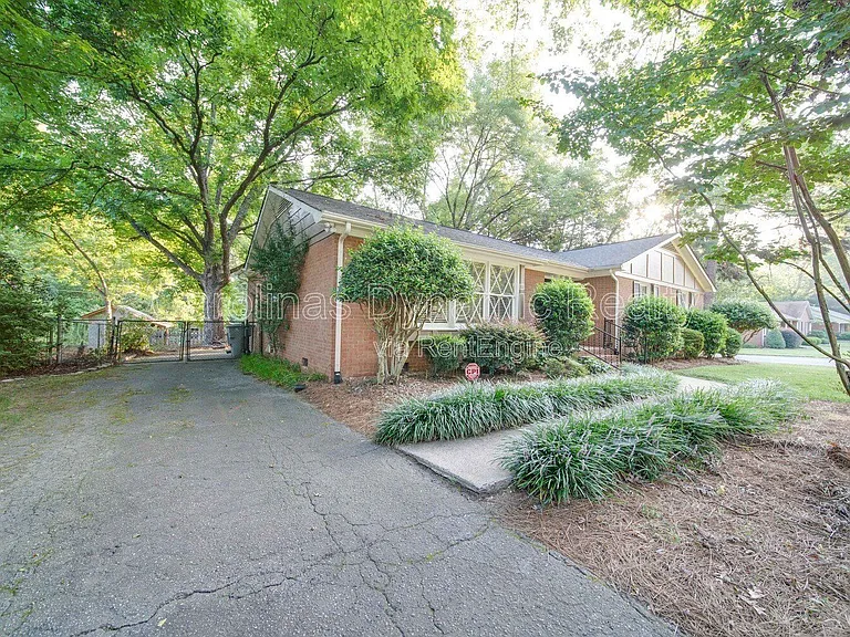 6700 Castlegate Dr — Photo 67