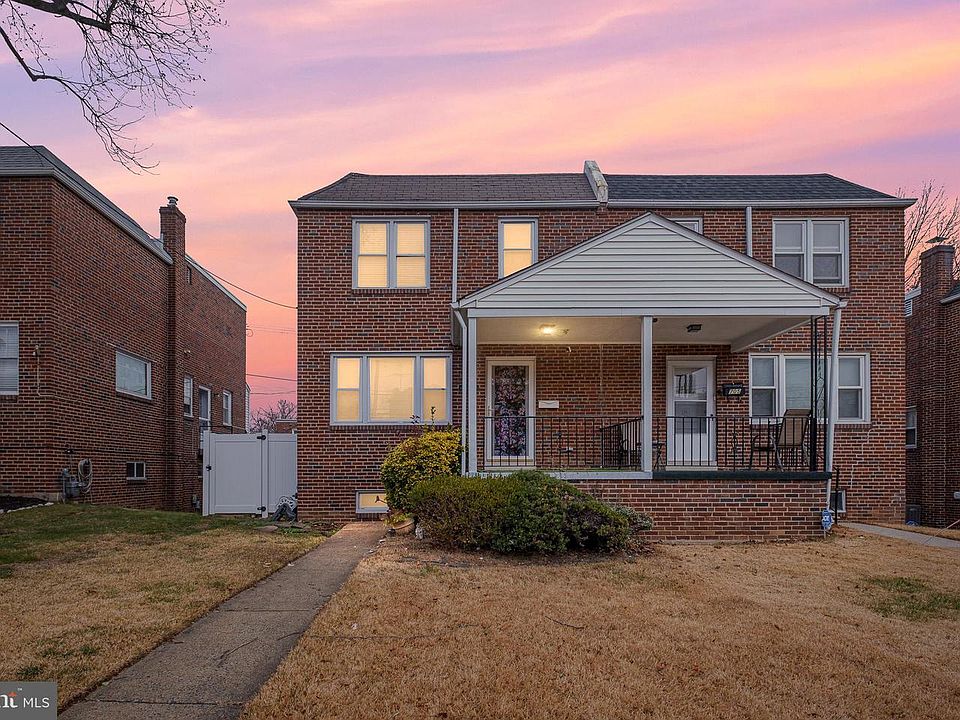 1st image of 707 W 38th St