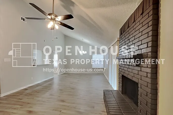 5426 Cold Springs Dr — Photo 5