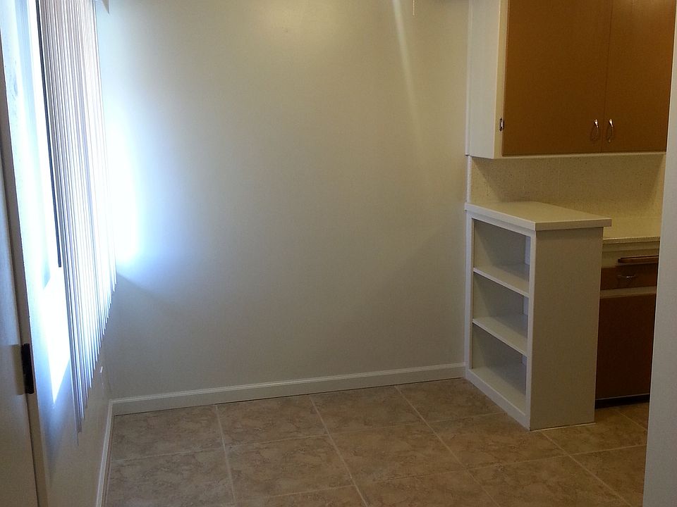 1st image of 3932 Kansas St