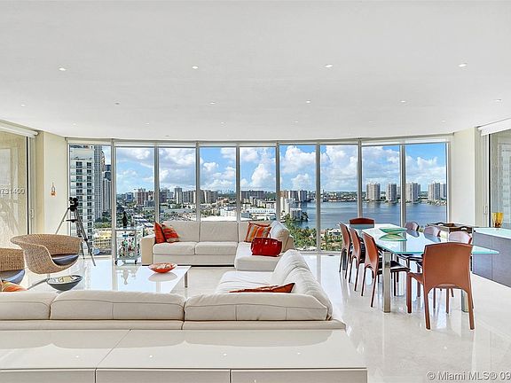 3rd image of 18911 Collins Ave APT 2205