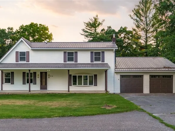 3229 Nolan Rd, Zanesville, OH 43701