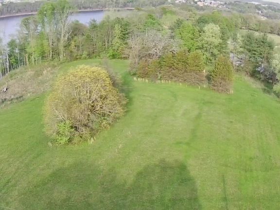 4th image of 304 Waitsboro Landing