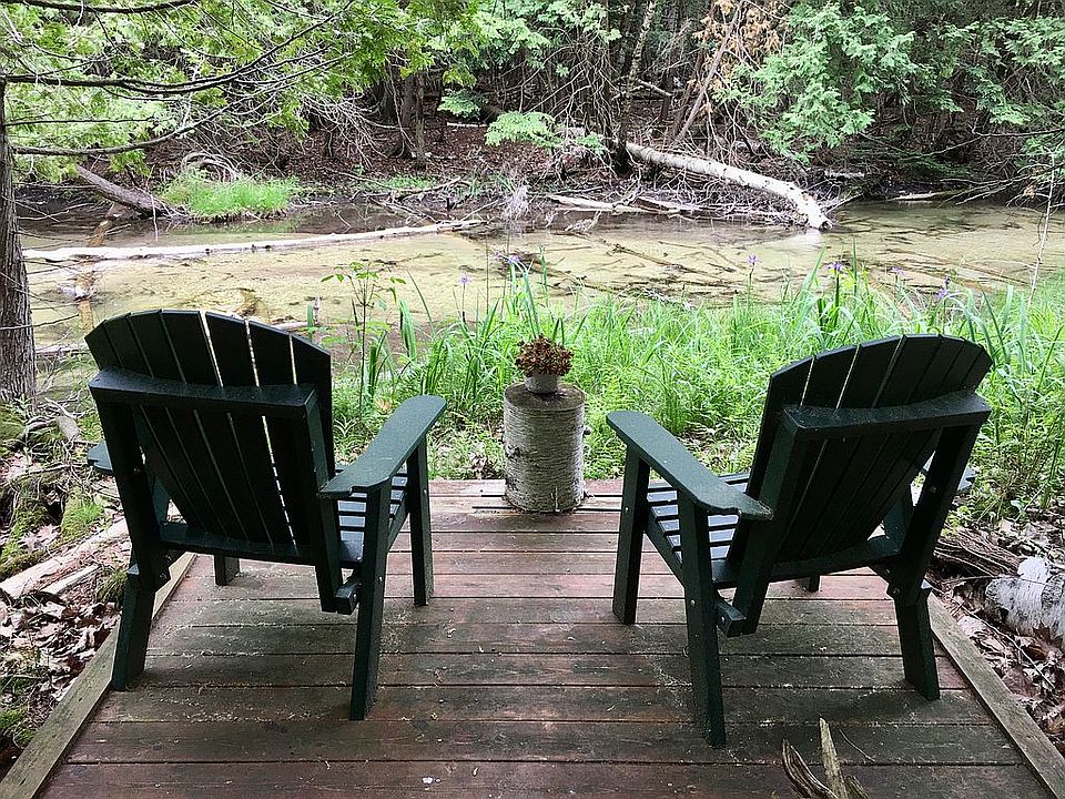Viewing platform on creek.
