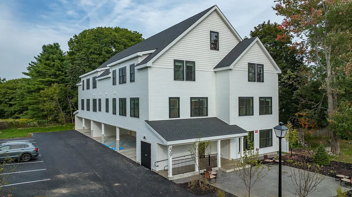 Building Photo - 59 Conant St #4