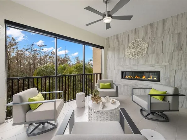 16382 Viansa WAY #201, NAPLES, FL 34110