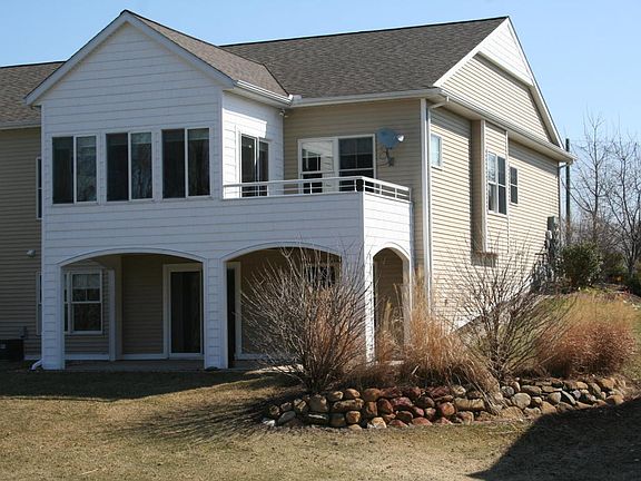 4th image of 2524 Medinah Ln #3