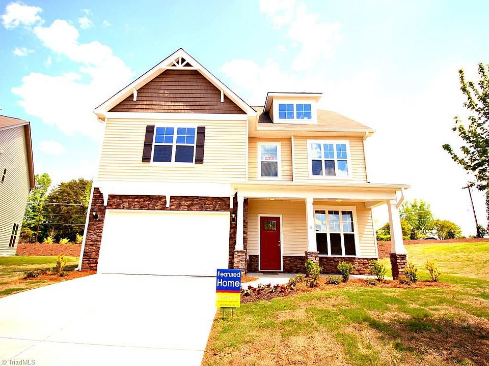 1st image of 8 Bricklin Ct