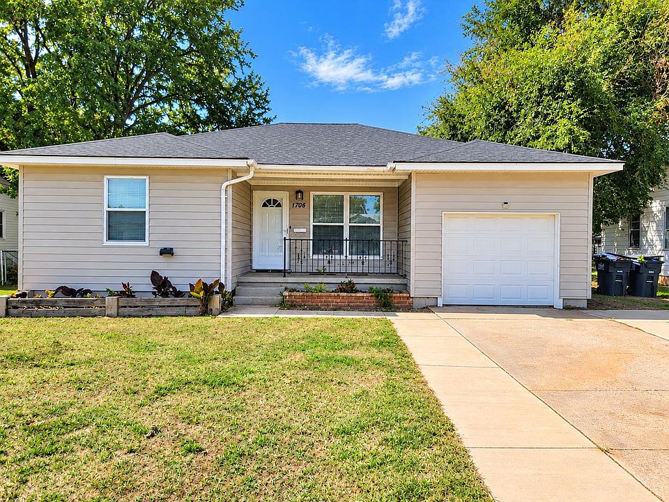 1st image of 1706 Field Dr