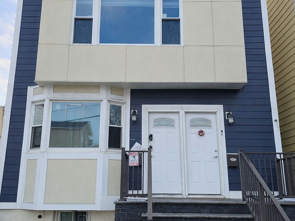 1st image of 9 Berkeley Pl Floor 2