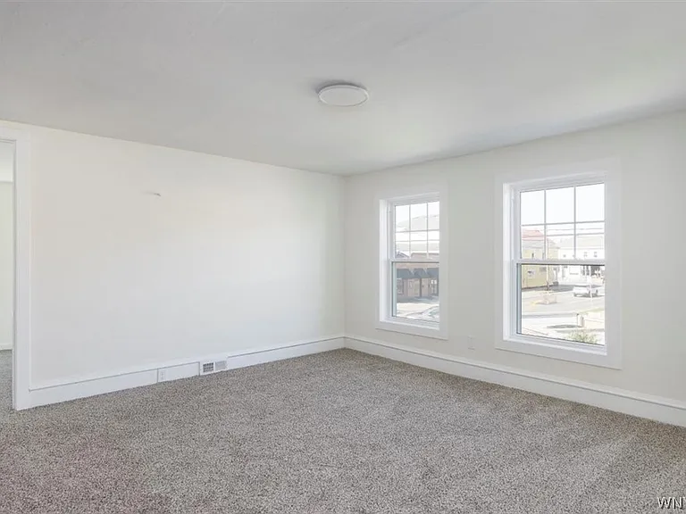 28L Olean St — Photo 10
