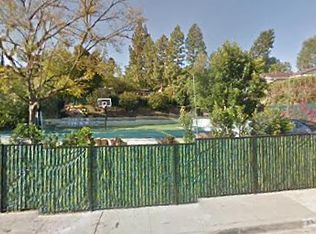 16102 Sandy Ln, Encino, CA 91436