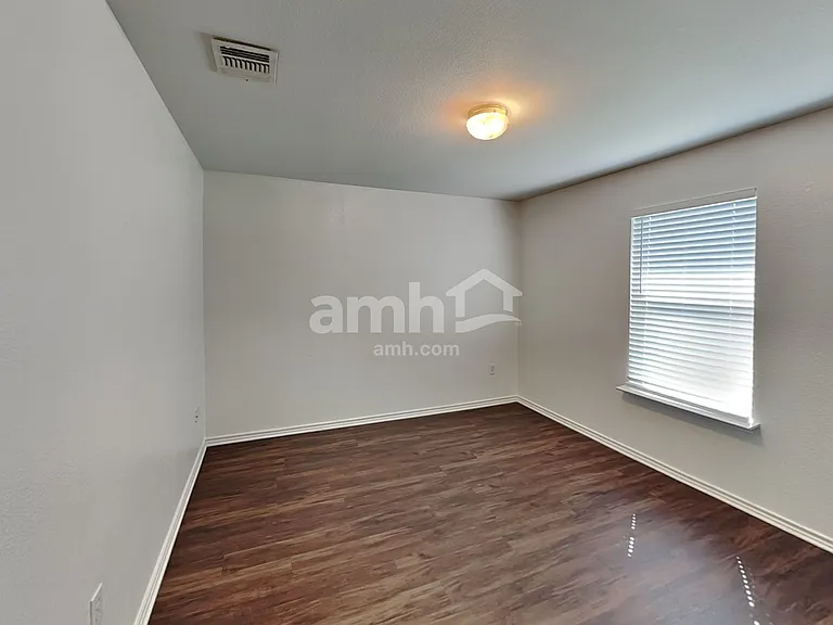 7827 Copper Holw — Photo 14