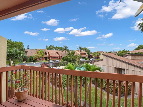 463 SE 14 Street, Dania Beach, FL 33004
