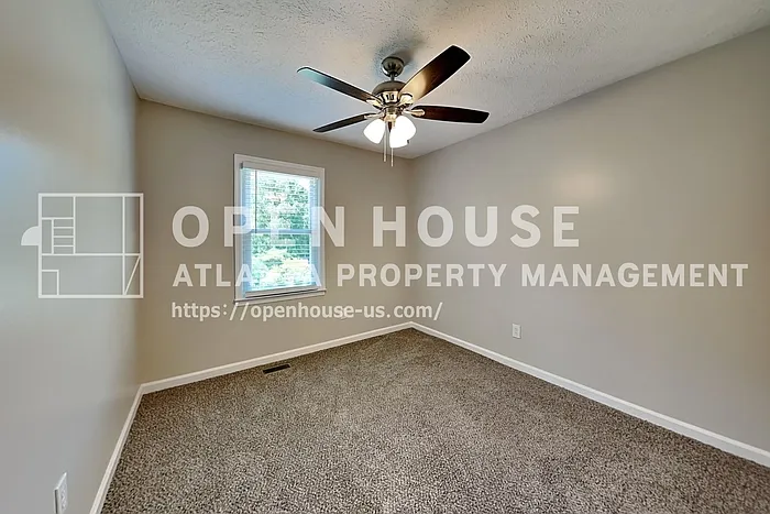 450 Sumer Ln N — Photo 13