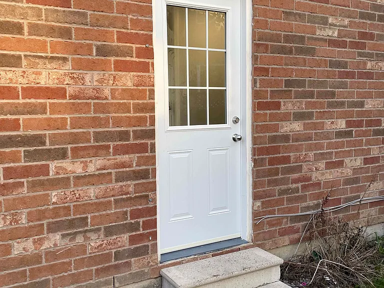 157 Rouge River Dr #BASEMENT — Photo 7