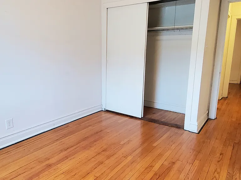 4423 W Irving Park Rd #1F — Photo 16