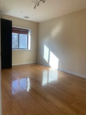 Rented by Real Broker NY LLC | media 7