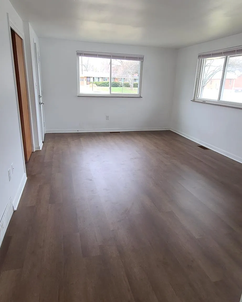 3 bed, 1.5 bath, 1133 sqft, $1,450 — Photo 2