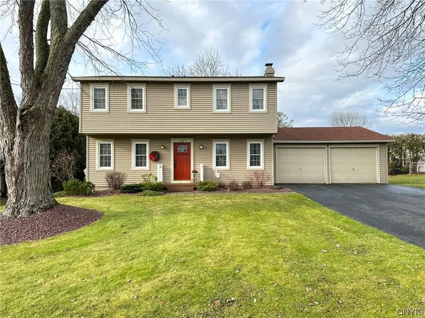 29 Cheyenne Cres, Whitesboro, NY 13492