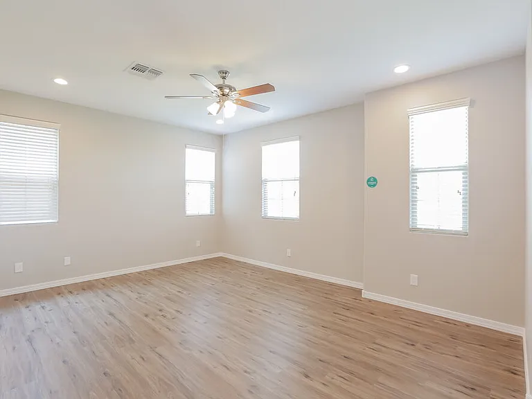 2252 S Osborn Ln — Photo 11