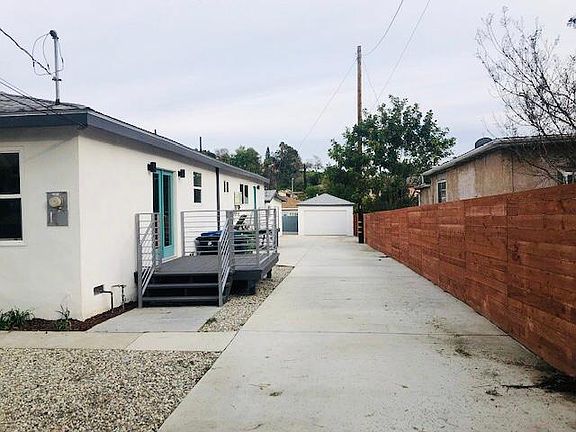 3rd image of 3710 McKenzie Ave