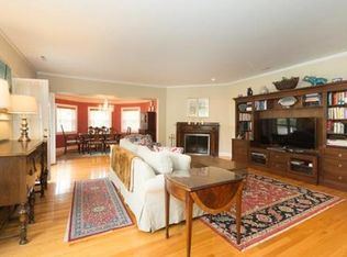 175 Milton St APT 7, Milton, MA 02186