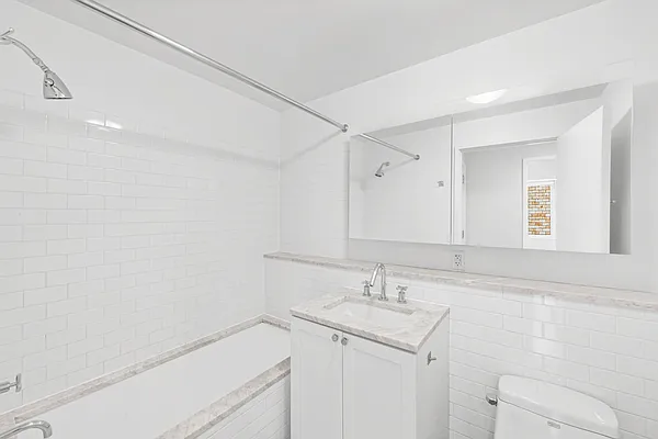 Rented by Mirador Real Estate | media 11