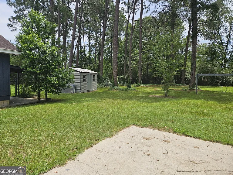220 Courtney Way — Photo 5