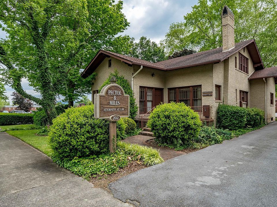 1st image of 202 Unaka Ave E