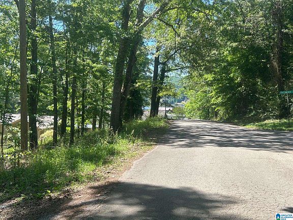 4th image of 385 Cobb Rd #1